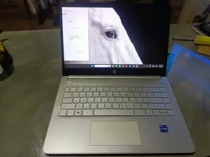 Laptop HP 240 G7 8GB Intel Core i7 SSD 256GB