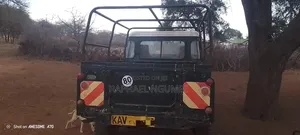 Land Rover Defender 1998 Green