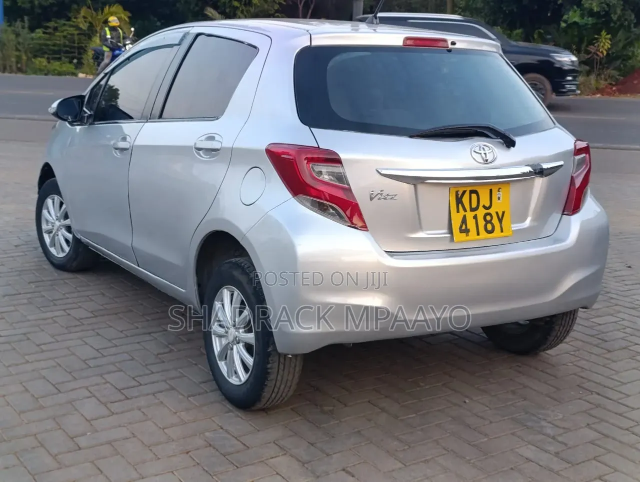 Toyota Vitz 2015 White