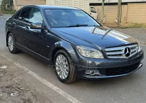 Mercedes-Benz C180 2012 Gray