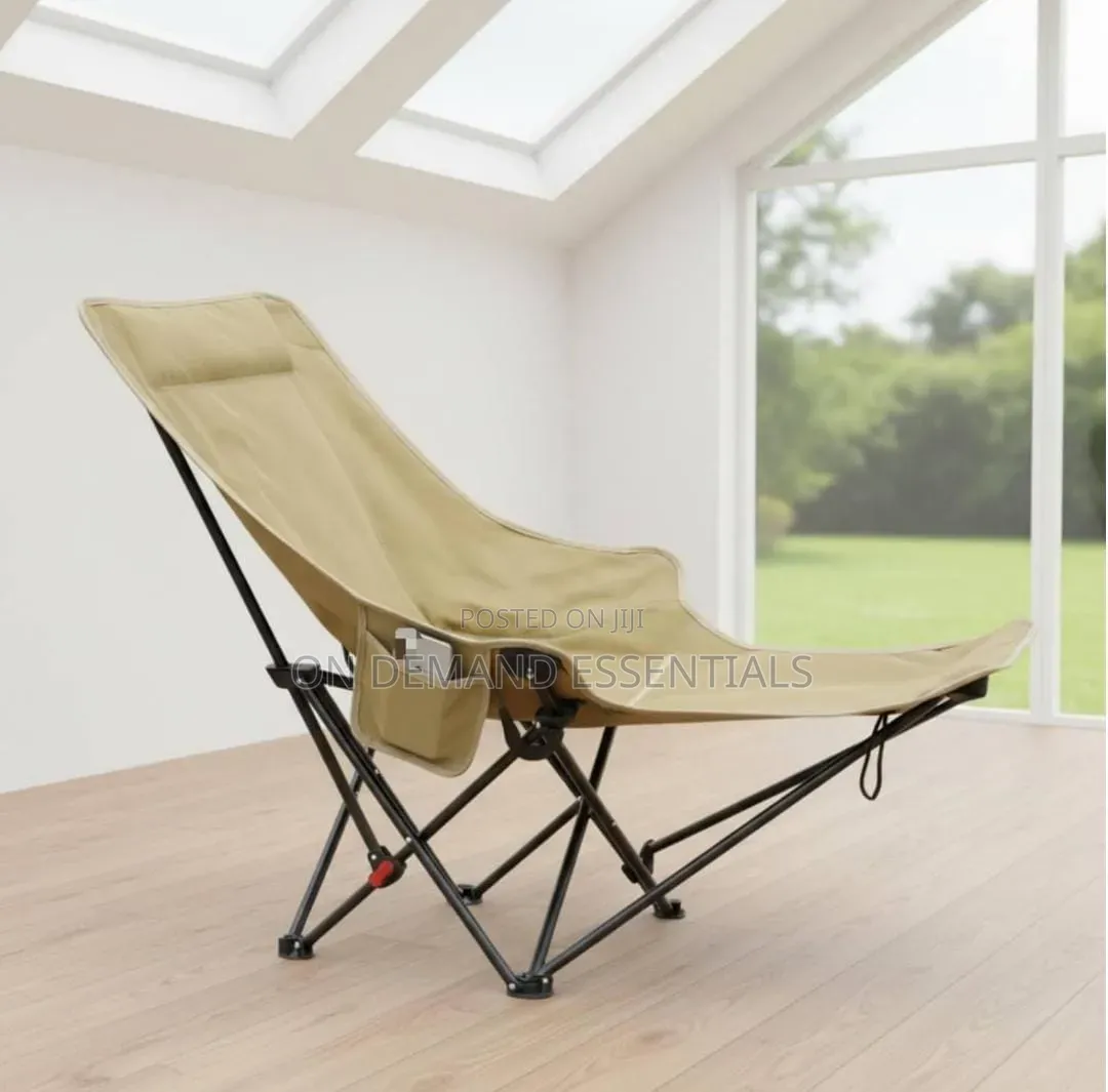Foldable Design Adjustable Folding Moon Chair