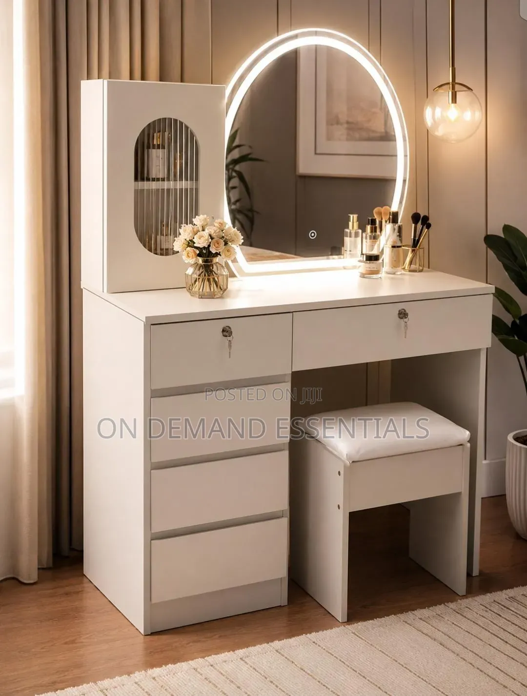 Vanity Dressing Table With Lighting