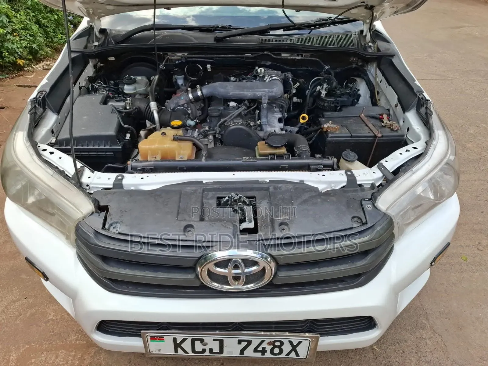 Toyota Hilux Revo Single Cab Deisel 2.4 RWD 2016 White