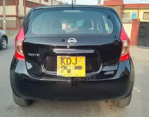 Nissan Note 2015 Black