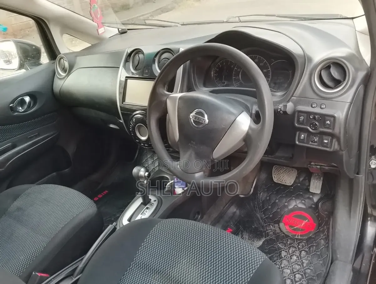 Nissan Note 2015 Black