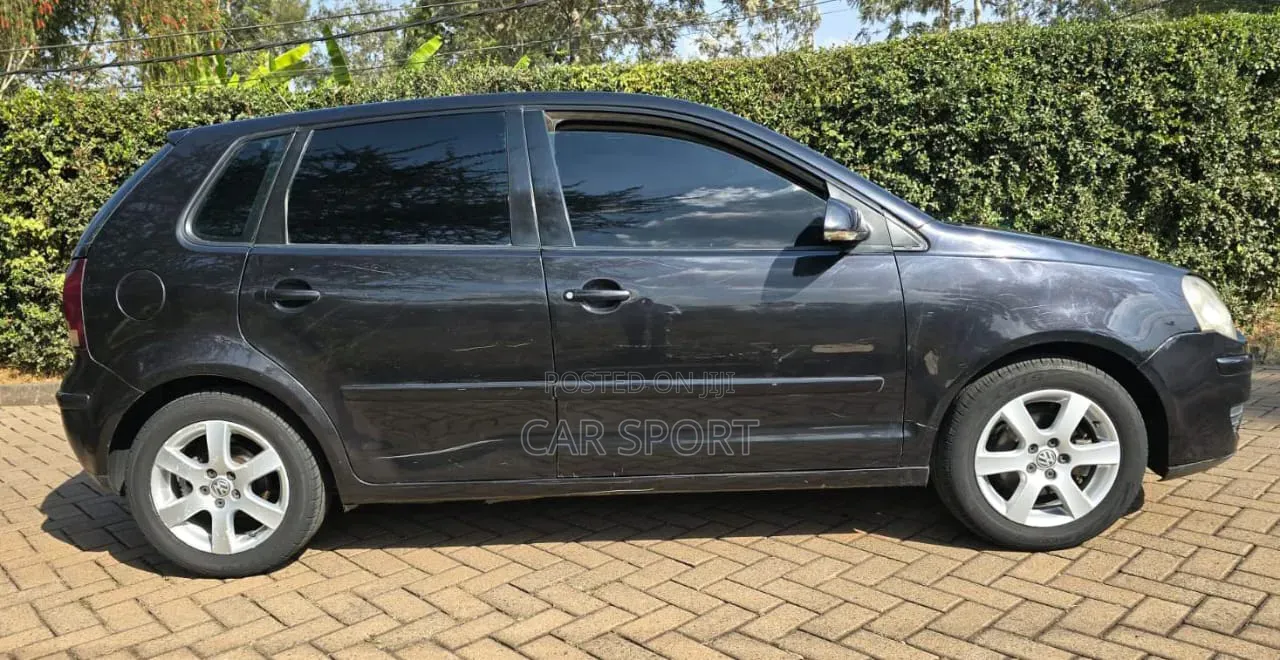 Volkswagen Polo 2009 Black