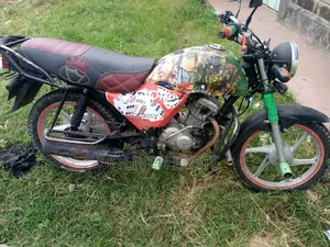 Honda XL 125 2018 Red
