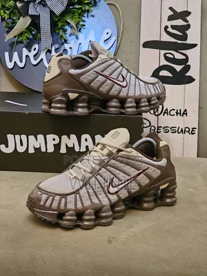 Nike Shox Shoe