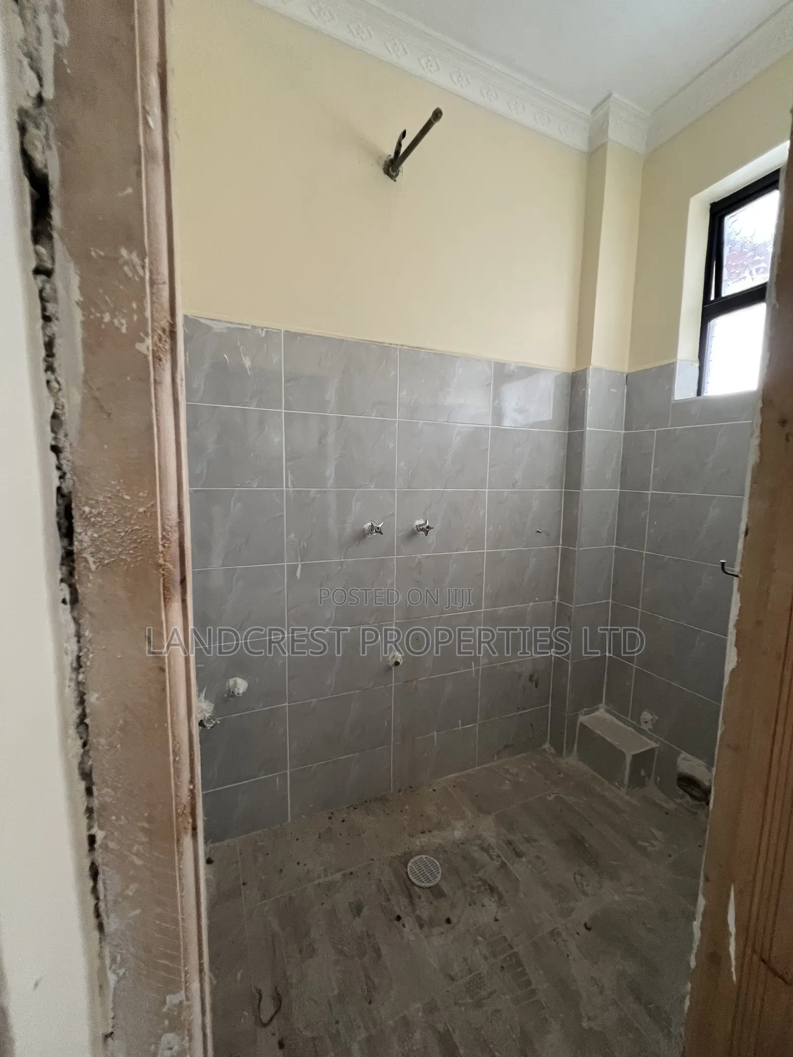 1bdrm Bedsitter in Thome for rent