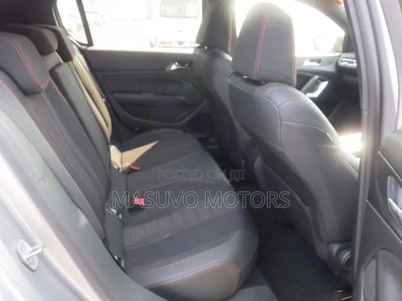 Peugeot 308 2019 Gray