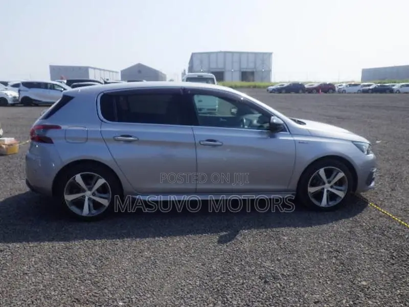 Peugeot 308 2019 Gray