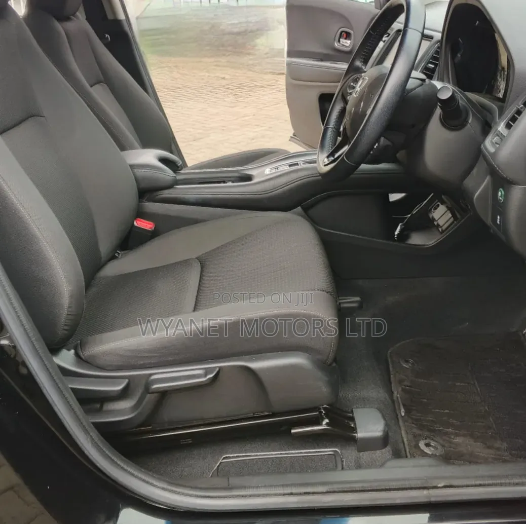 Honda Vezel 2019 Black