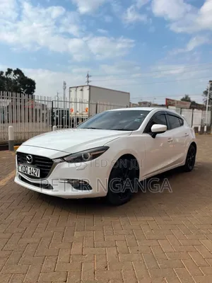 Mazda Axela 2017 White