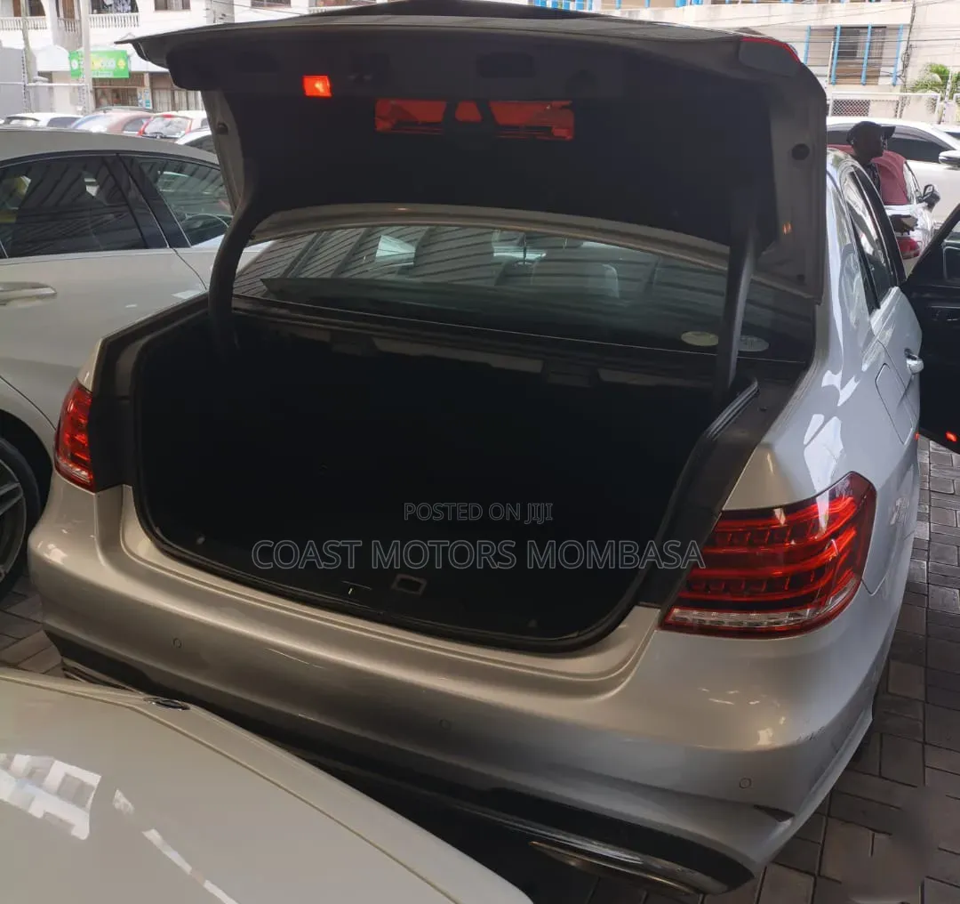 Mercedes-Benz E250 2016 Gray