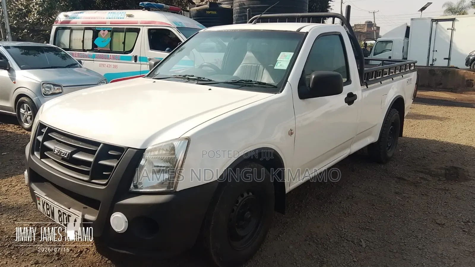 Isuzu D-MAX 2012 White