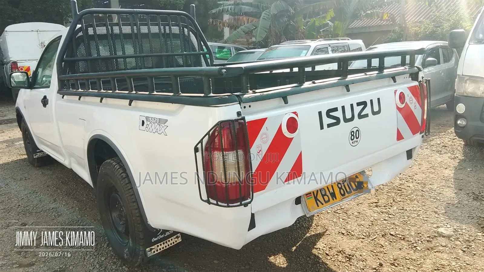 Isuzu D-MAX 2012 White