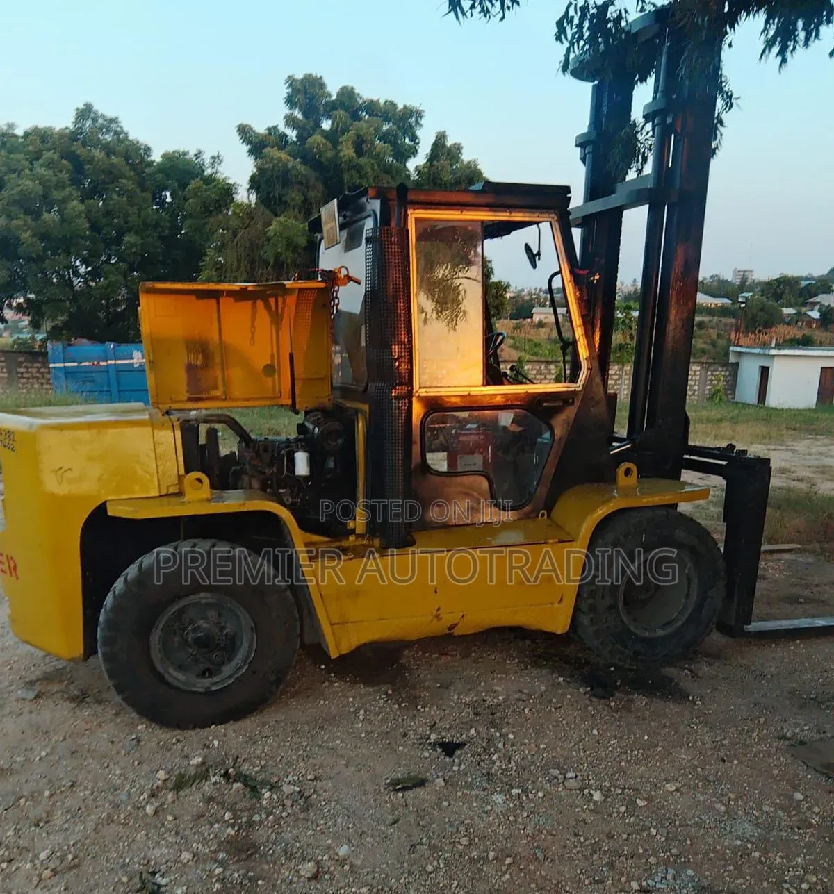 Clean HYSTER 7 Ton Folklift