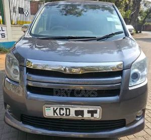 Toyota Noah 2008 Gray