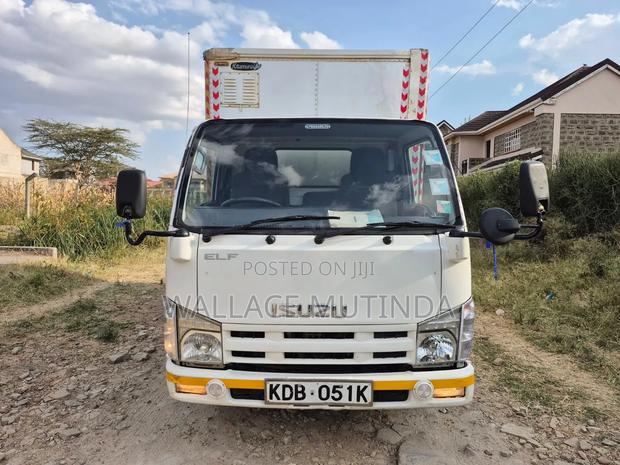 Isuzu Elf 2013 - main view