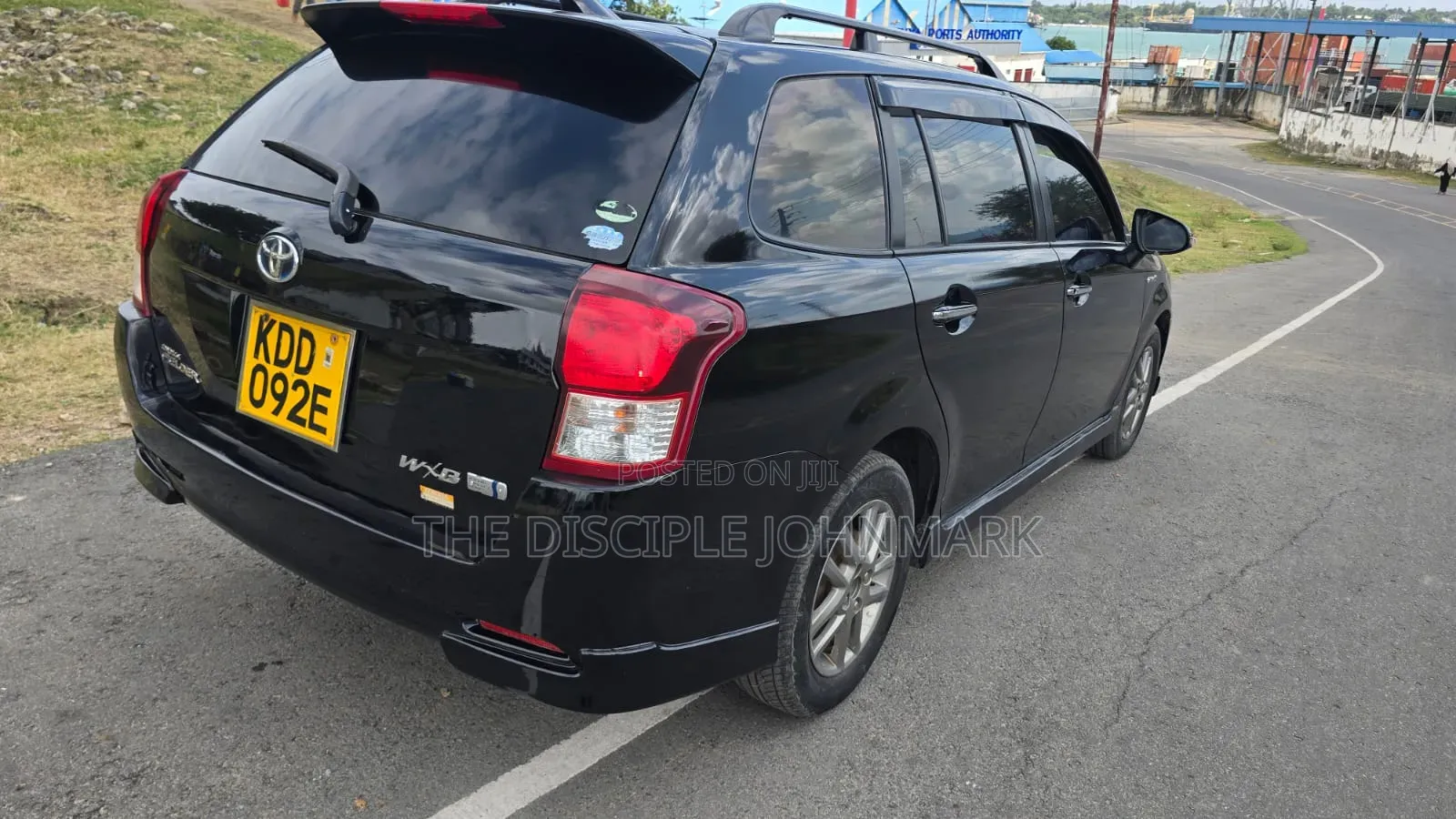 Toyota Corolla Fielder 2014 Black