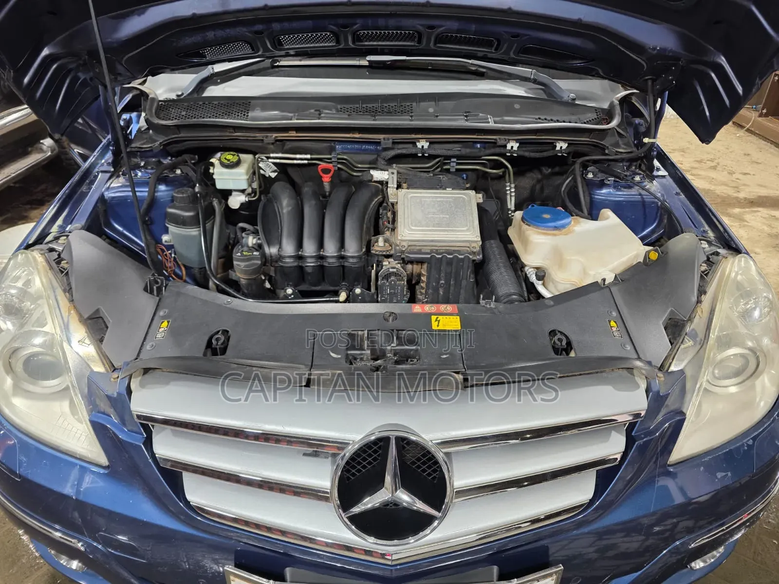 Mercedes-Benz B-Class B180 Petrol 2010 Blue