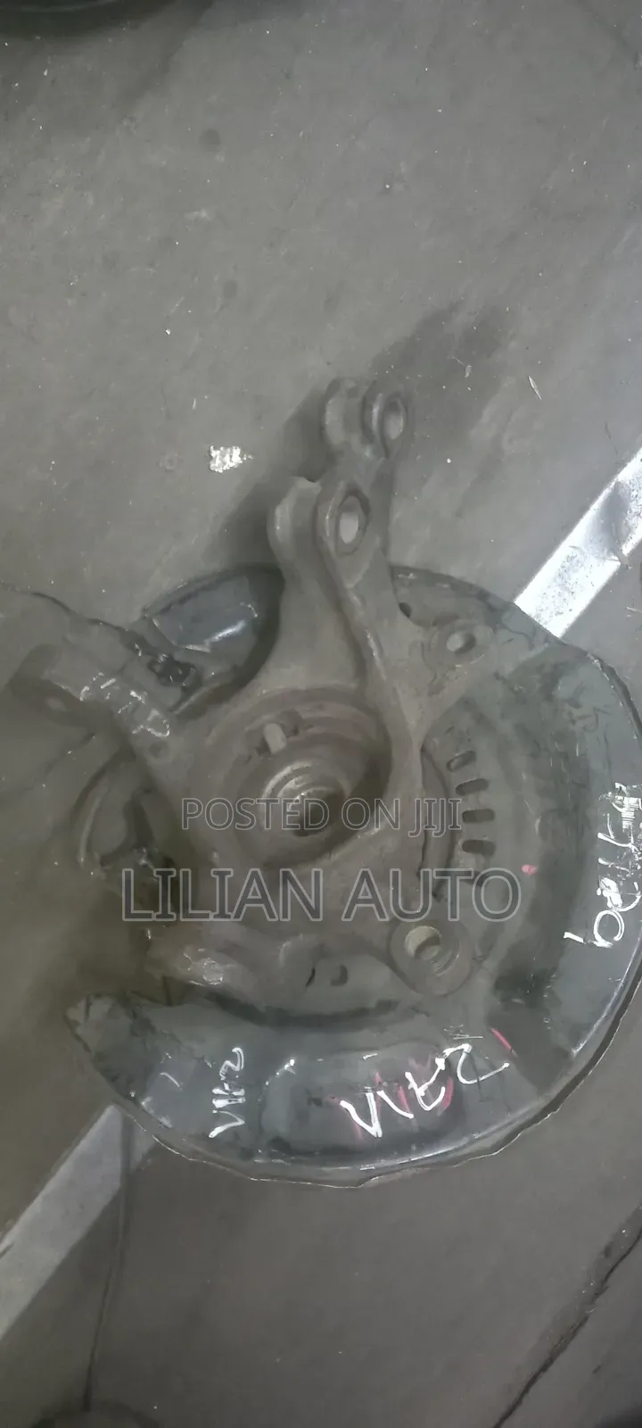Toyota Belta Hub