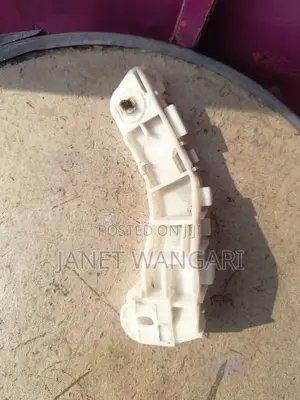 Front Bumper Slide/Holder Mitsubishi Pajero