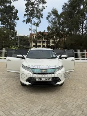 Toyota Harrier 2.0 2017 Pearl