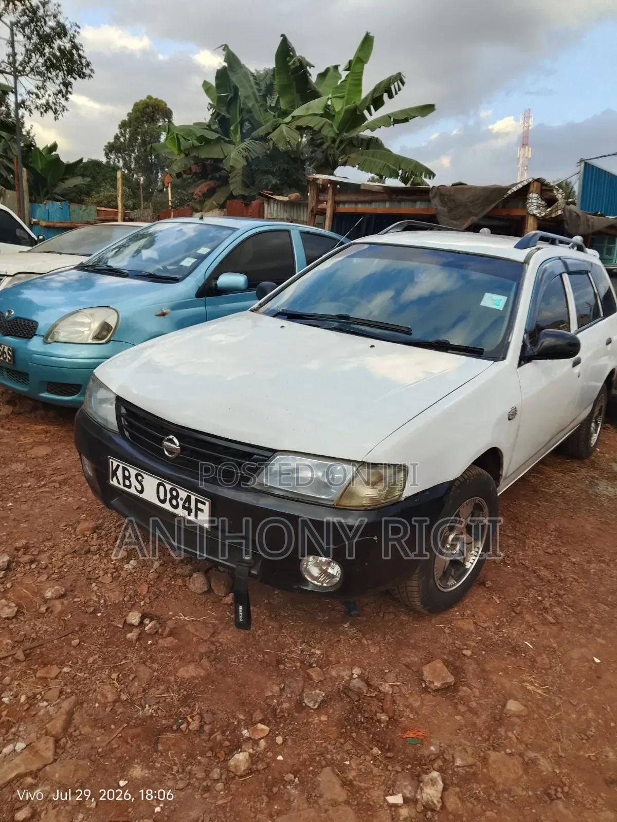 Nissan Advan 2006 White