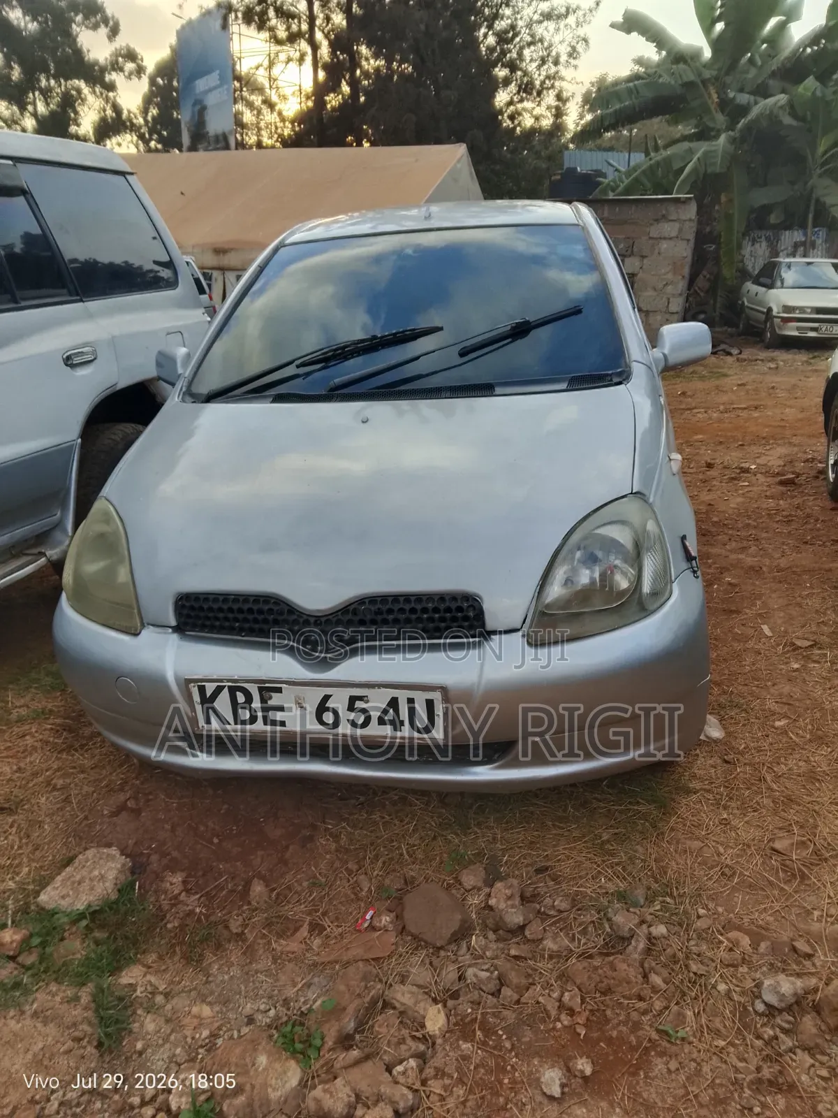 Toyota Vitz 2003 Silver