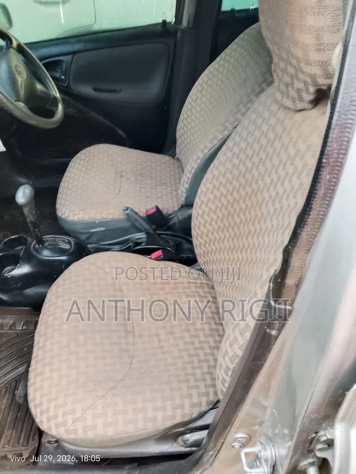 Toyota Vitz 2003 Silver