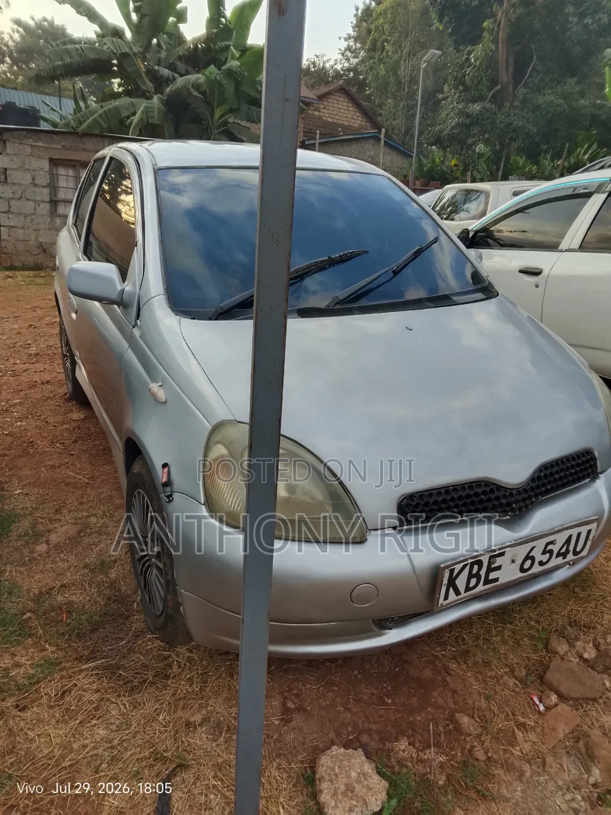 Toyota Vitz 2003 Silver