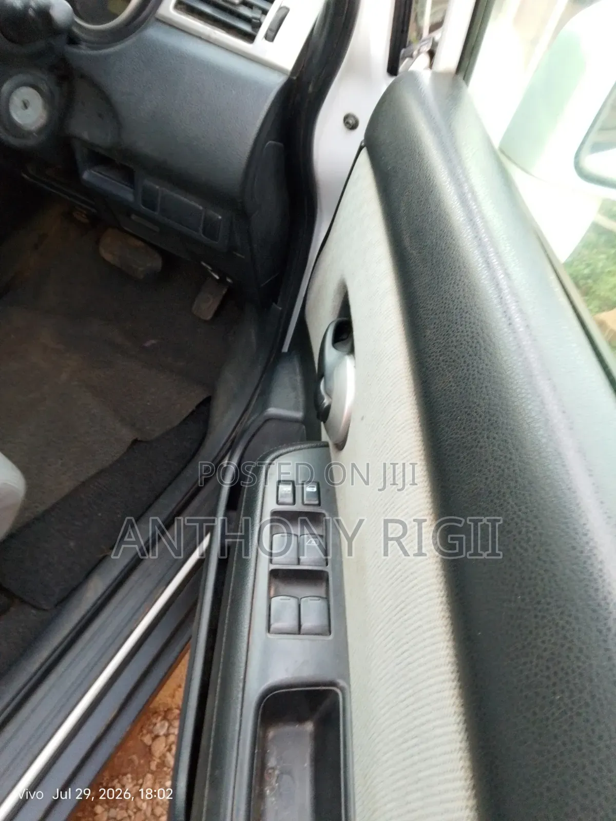 Nissan Tiida 2006 White