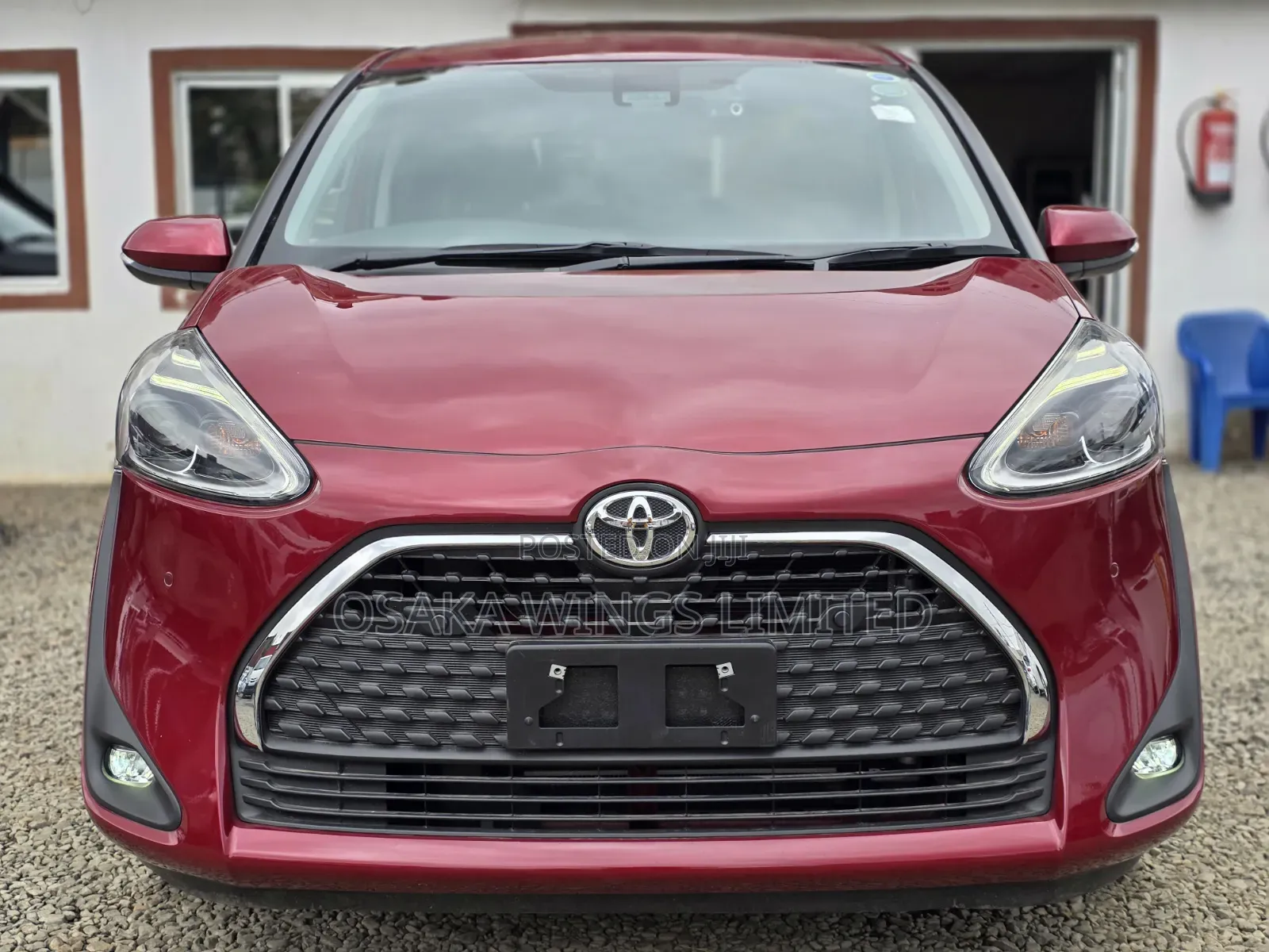 Toyota Sienta 2019 Red