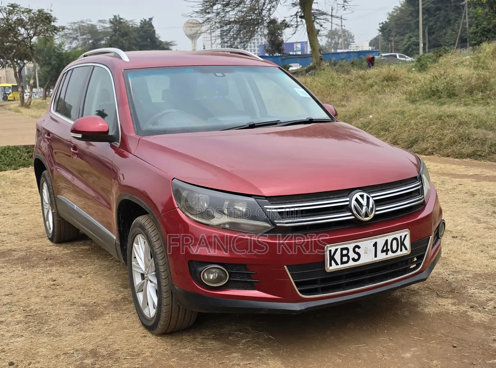Volkswagen Tiguan 2012 Maroon
