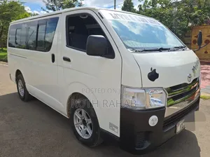 Toyota HiAce 2010 White