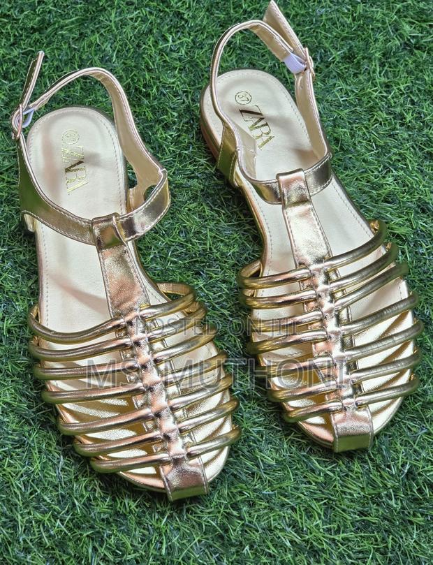 Zara Metallic Cage T-Strap Sandals. - thumbnail 4