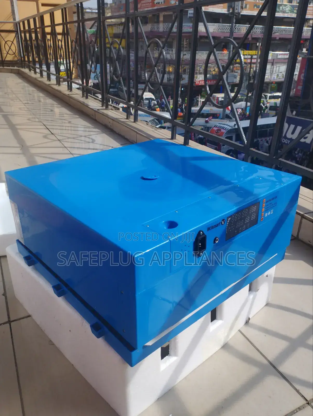 64 Egg Digital Incubator Auto Turning Poultry Egg Hatching Machine