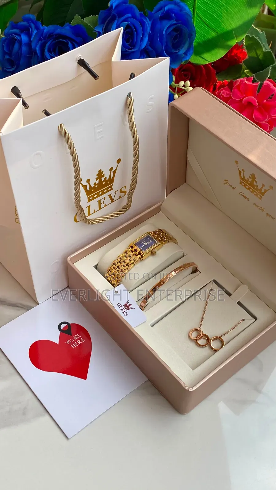 Girlfriends Day Gift
*Olevs Gift Set