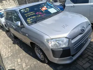 Toyota Probox 1.5 GL 2WD 2021 Silver
