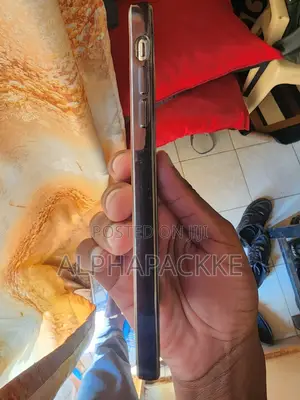 Apple iPhone XS Max 64 GB White