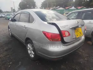 Nissan Bluebird Sylphy 2006 Silver