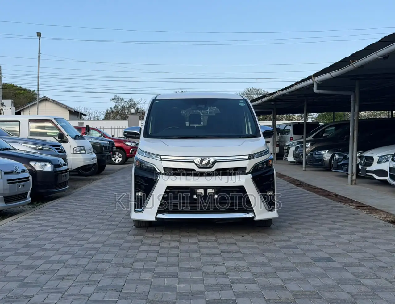 Toyota Voxy 2019 Pearl