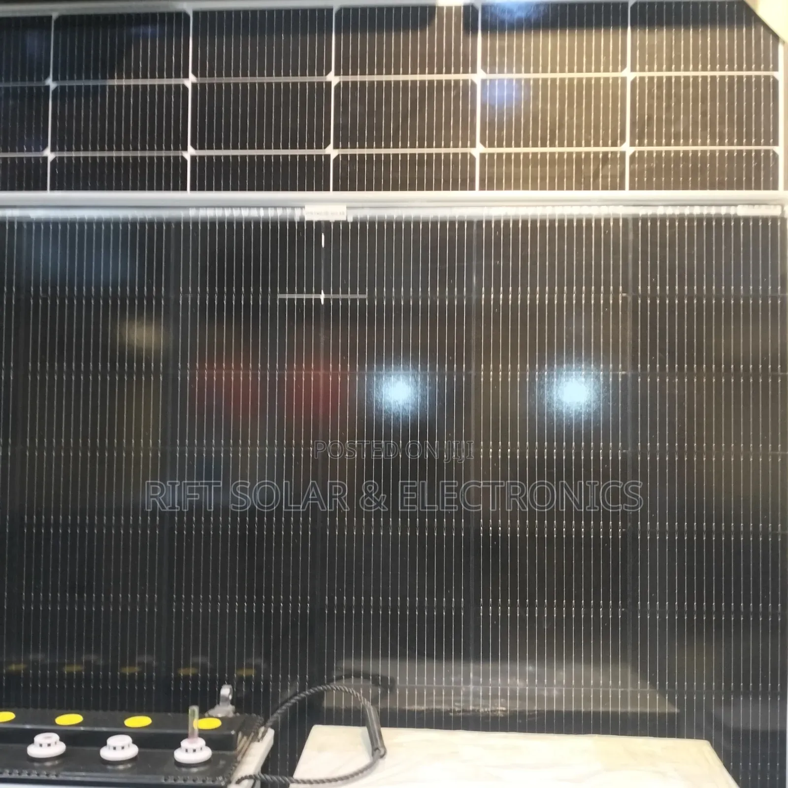 470 Watts - 42v Monocrystalline All Weather Solar Panels Half Cell.