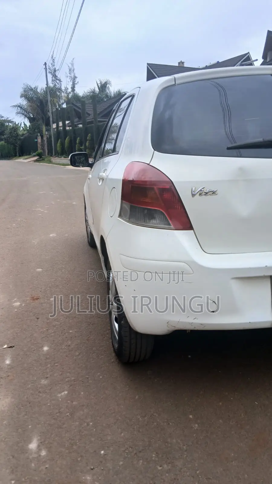 Toyota Vitz 1.3 FWD 5dr 2010 White