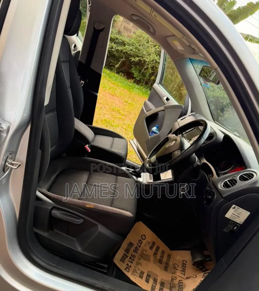 Volkswagen Tiguan 2009 Silver