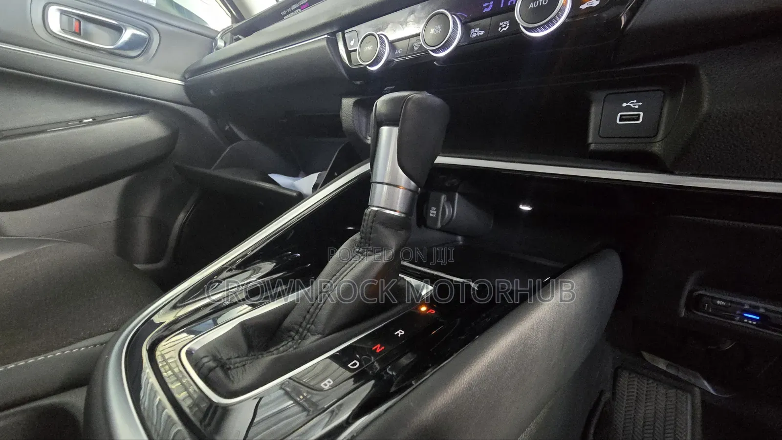Honda Vezel 2021 White