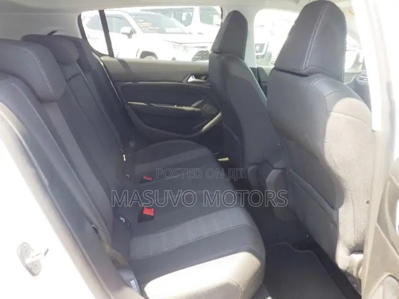 Peugeot 308 2019 White