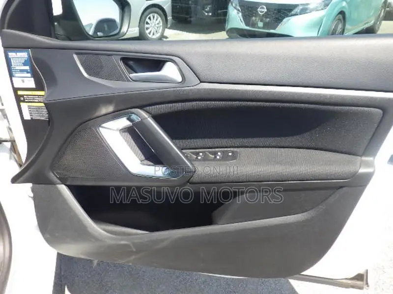 Peugeot 308 2019 White