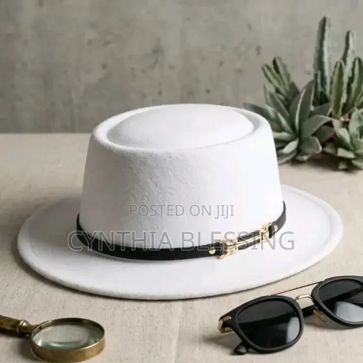 White French Design Fedora Hat With Belt_fp1x